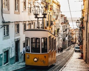 Domestic Travel - how to reduce your carbon footprint - blog article